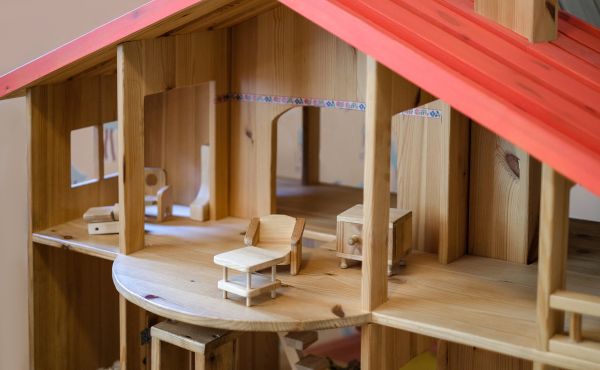 Doll House Assembly in Arlington